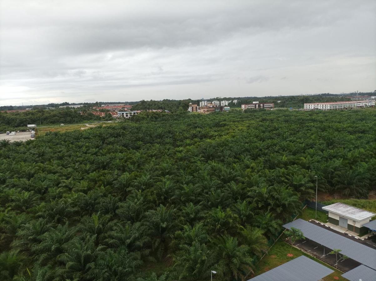 Ike Village Homestay Near With Uitm Kota Samarahan Екстериор снимка